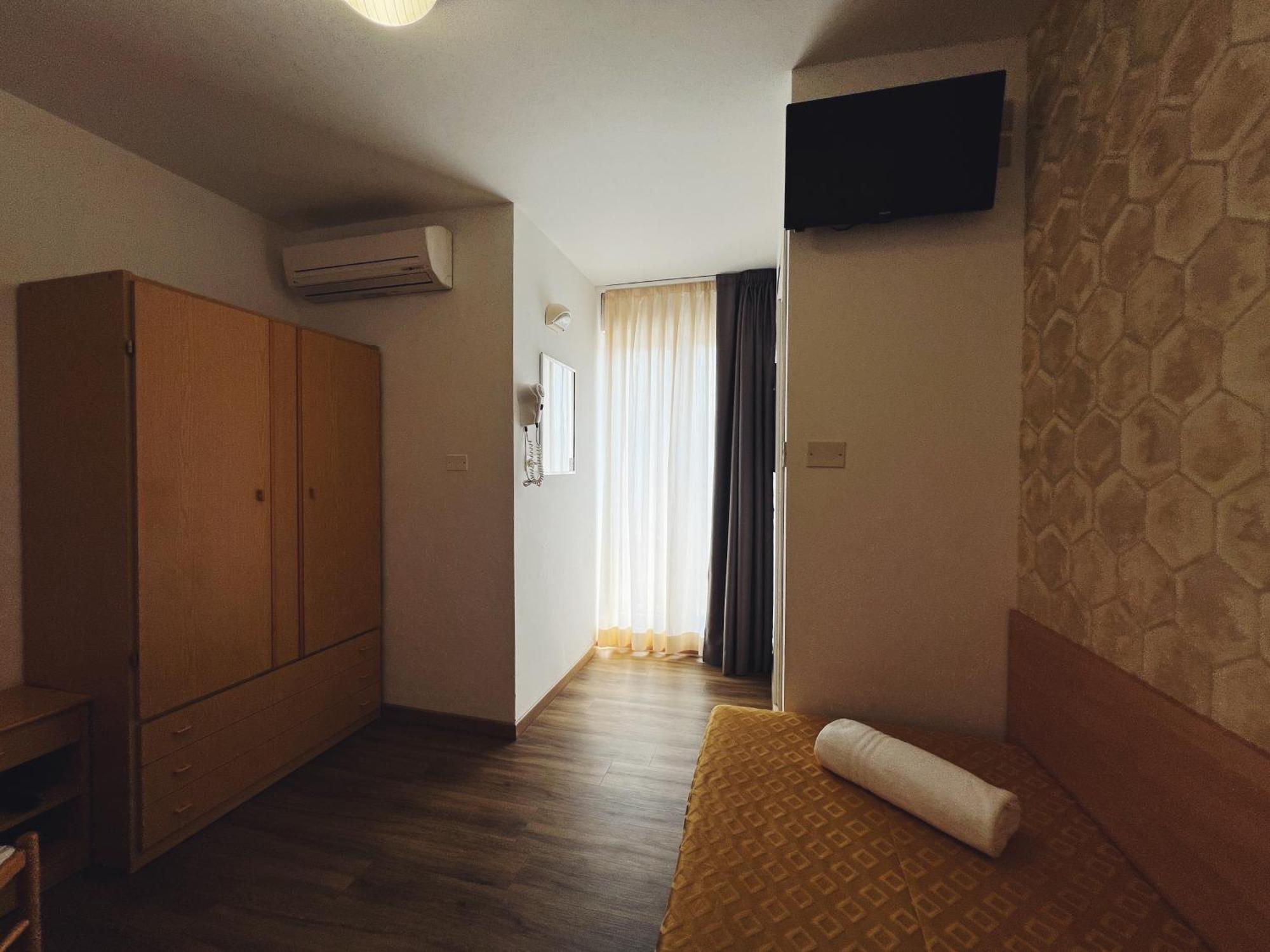 Hotel Ramona Rimini Extérieur photo