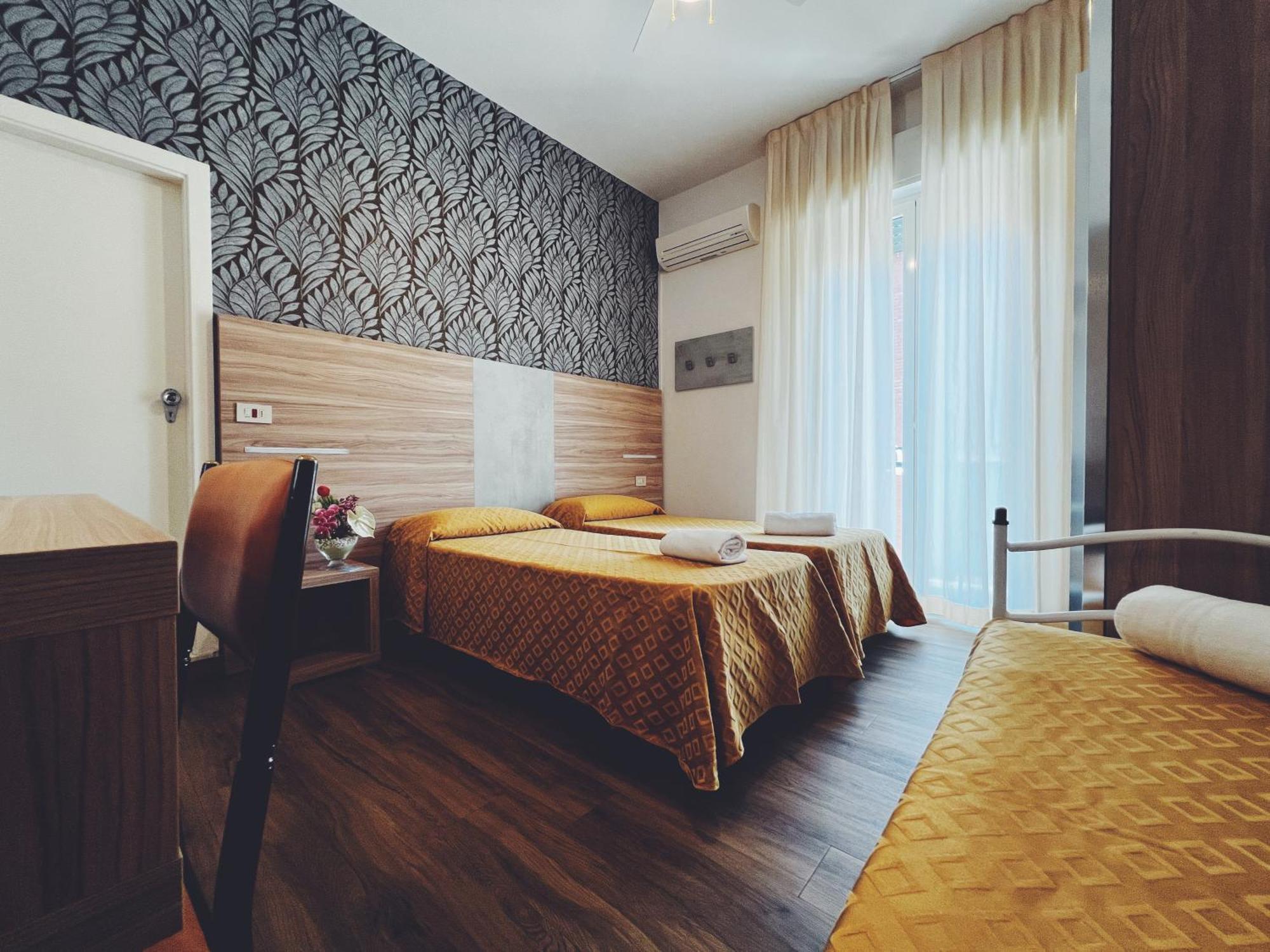 Hotel Ramona Rimini Extérieur photo