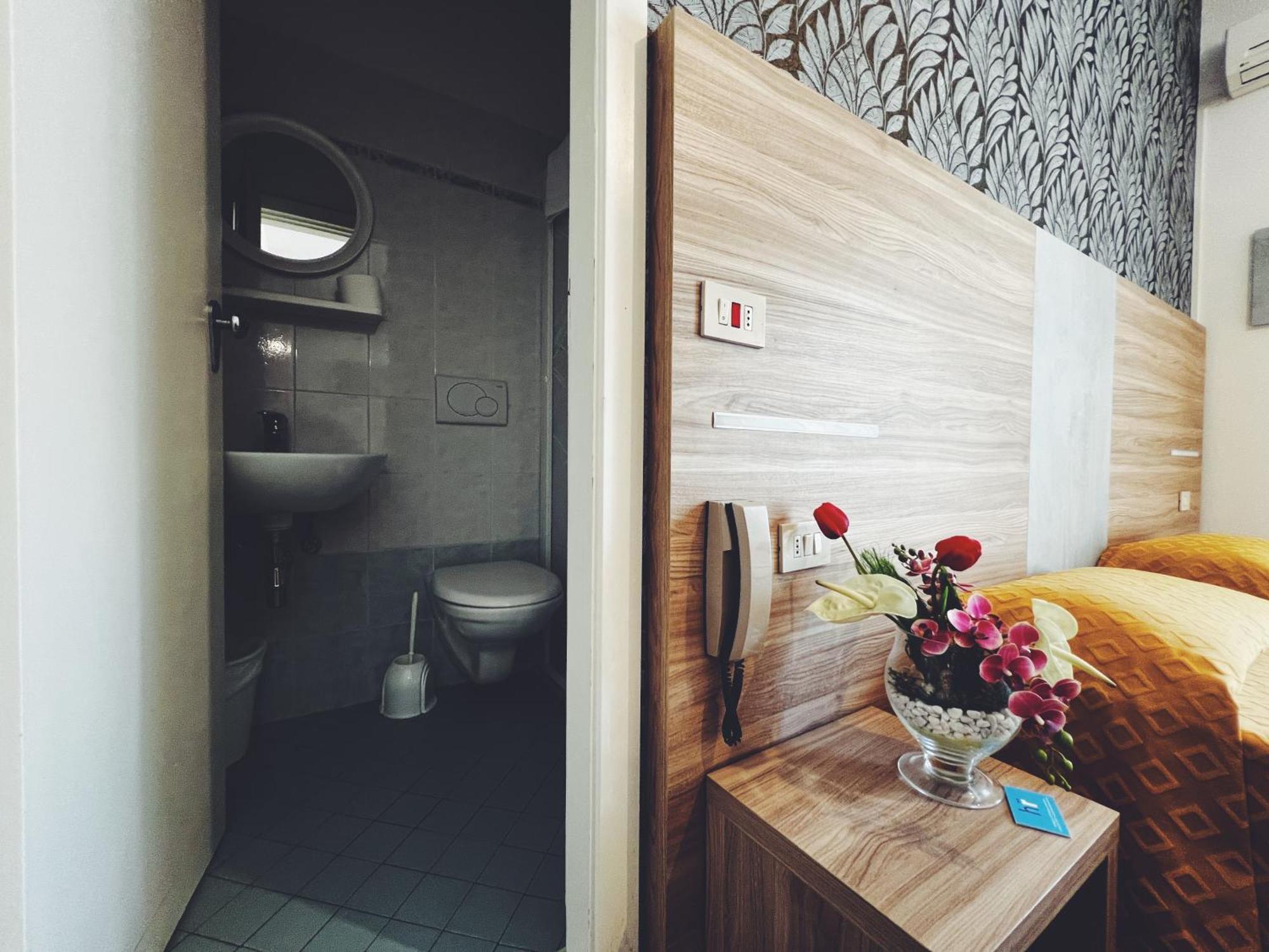 Hotel Ramona Rimini Extérieur photo