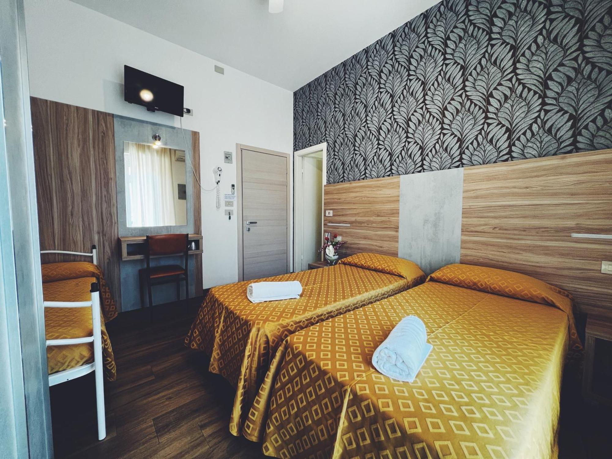 Hotel Ramona Rimini Extérieur photo